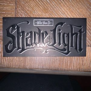 KVD vegan Beauty contour pallet